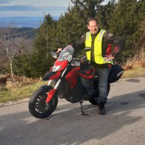 Schräglagentraining Sembach — Teilnehmer in der Kurve